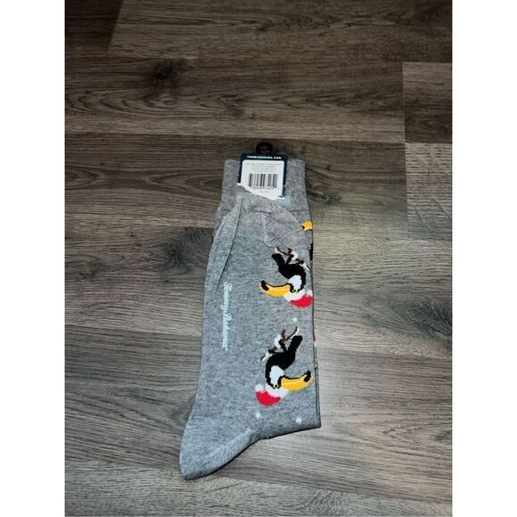 Tommy Bahama Men’s Fine Hosiery Grey Toucans Christmas Socks NEW 1 Pair - Picture 4 of 5